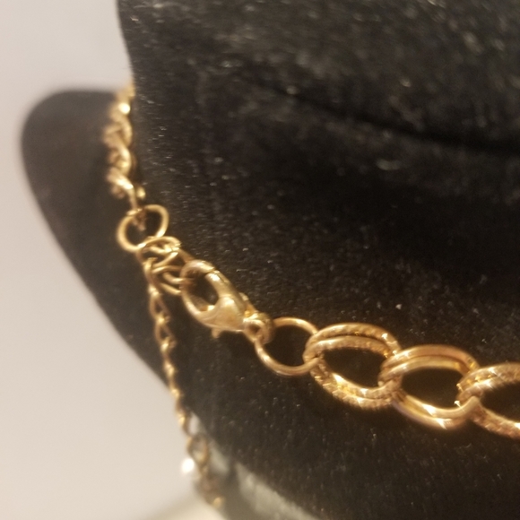 STATEMENT Gold Tone Necklace With Rhinestones - Picture 5 of 8